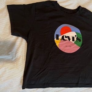 XL LEVI’S CROP TOP / BLACK